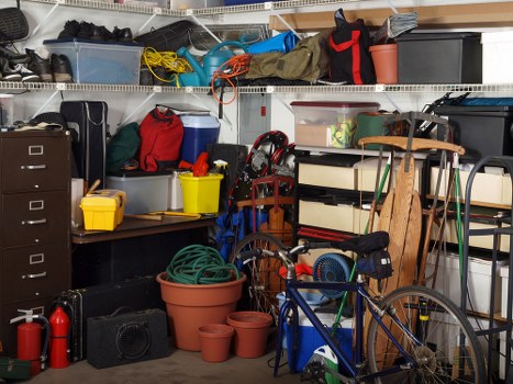 Community Support for Hoarder Clearance in Hampton Hill